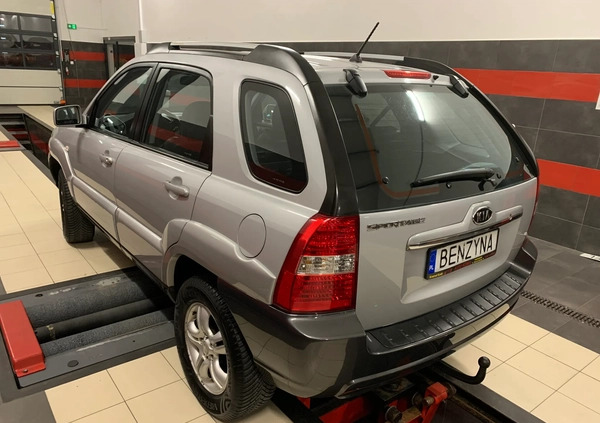 Kia Sportage cena 22500 przebieg: 212000, rok produkcji 2007 z Stronie Śląskie małe 106